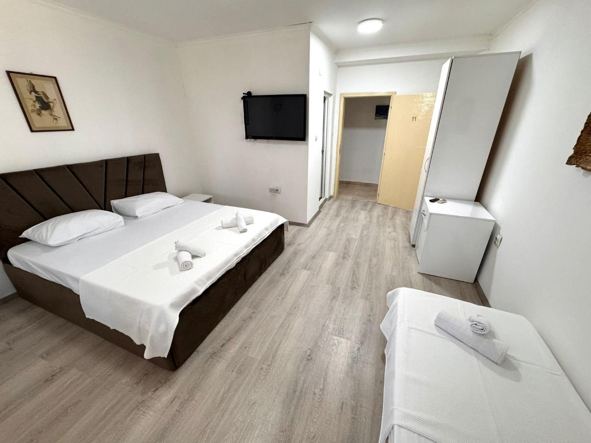 Hotel Istanbul Skopje Exteriör bild